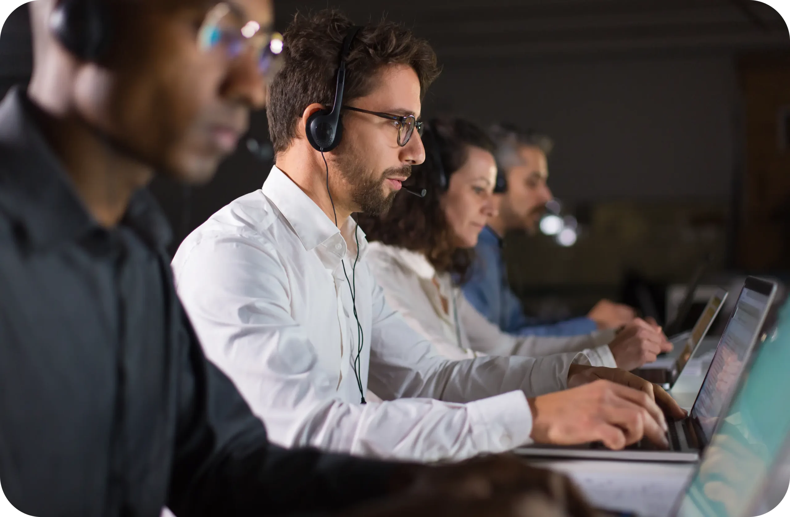 Virtual Office Serbia support team assisting entrepreneurs and international companies with business setup in Belgrade